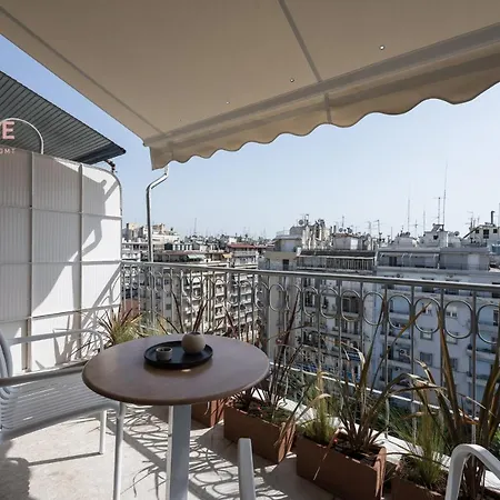 Terrakotta, Nilie Hospitality Mgmt Apartamento Tesalónica